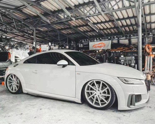 White Audi TT bagged posture display