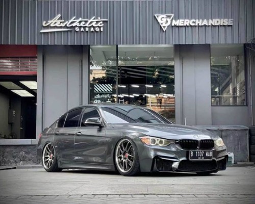 Grey BMW 3 Series bagged very low profile