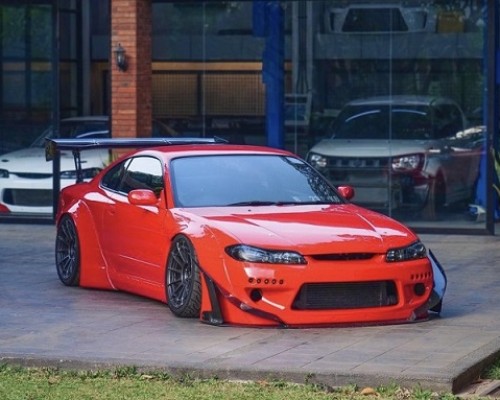 Indonesian Nissan S15 bagged chariot reborn