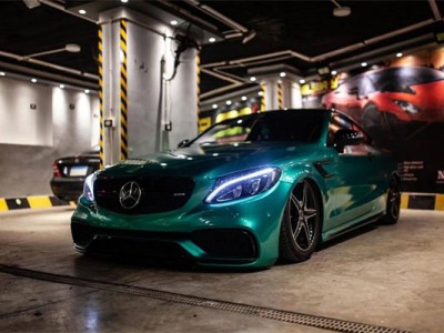 Egypt Benz C63 bagged minimalist style