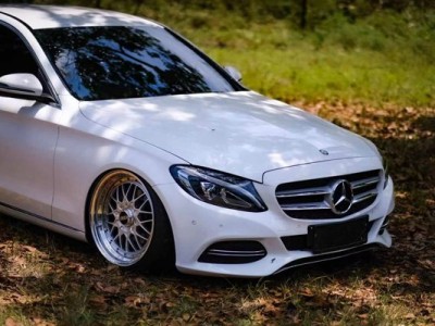 Indonesian Mercedes Benz C bagged Cool posture