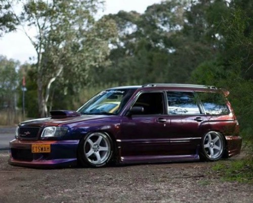Sporty Subaru Forester Bagged Elegant Stance
